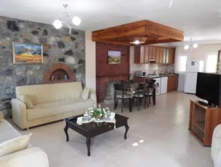 Villa For Sale In A Complex In Dalyan Osmanağalar Dv37